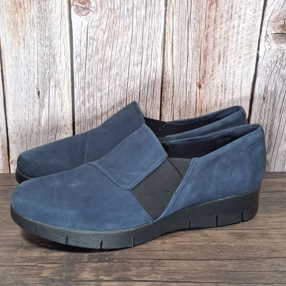 Clarks Daelyn Monarch Blue Suede Slip on Casual Loafer Shoe Women's Size 9.5 W